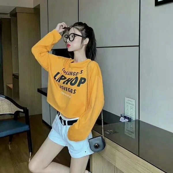 韩剧女主角的韩版女装基本是同步在国内上架