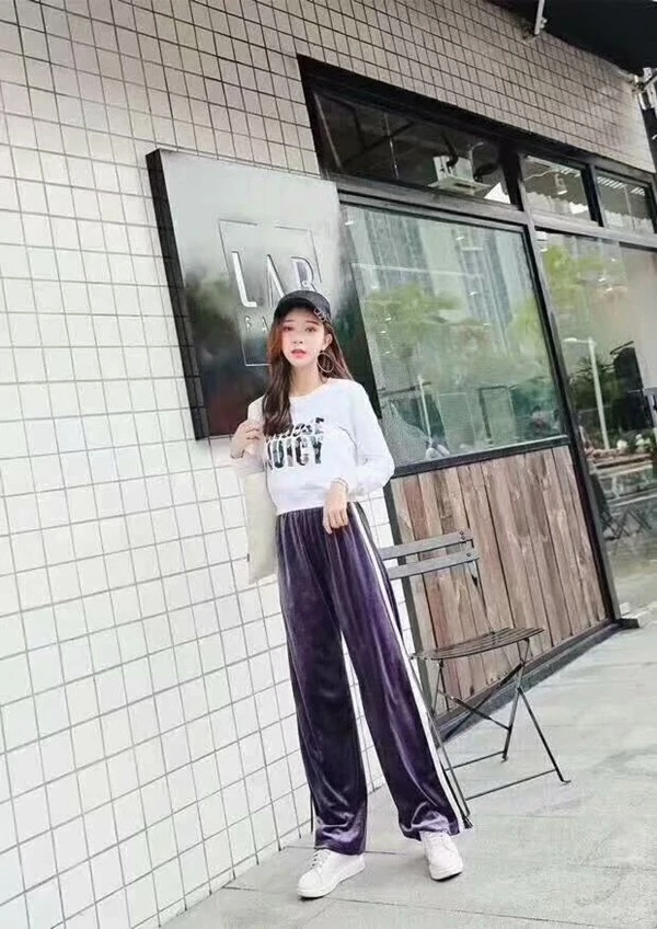 女大学生凭着自己的倔劲开起了服装店实现创业梦