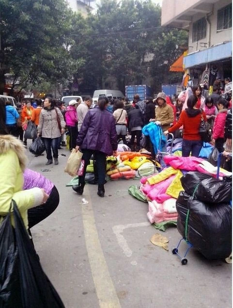 广东省广州市服装批发范畴昌岗路尾货批发范畴