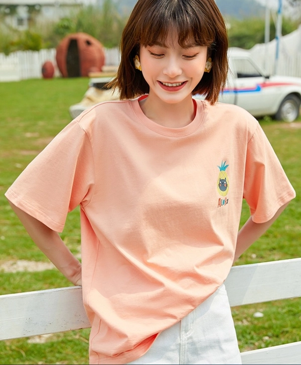 地摊货源夏季女士拉领短袖t恤印花圆领打底衫